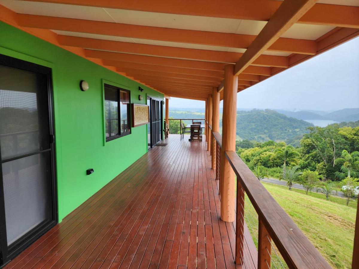 Maleny Tropical Retreat Panzió Kültér fotó