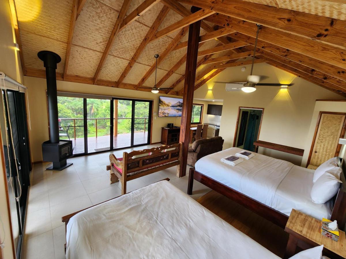 Maleny Tropical Retreat Panzió Kültér fotó