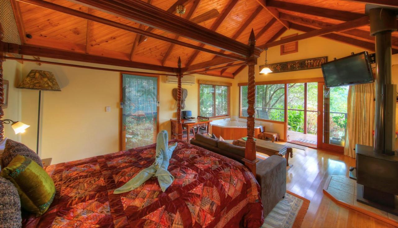Maleny Tropical Retreat Panzió Kültér fotó