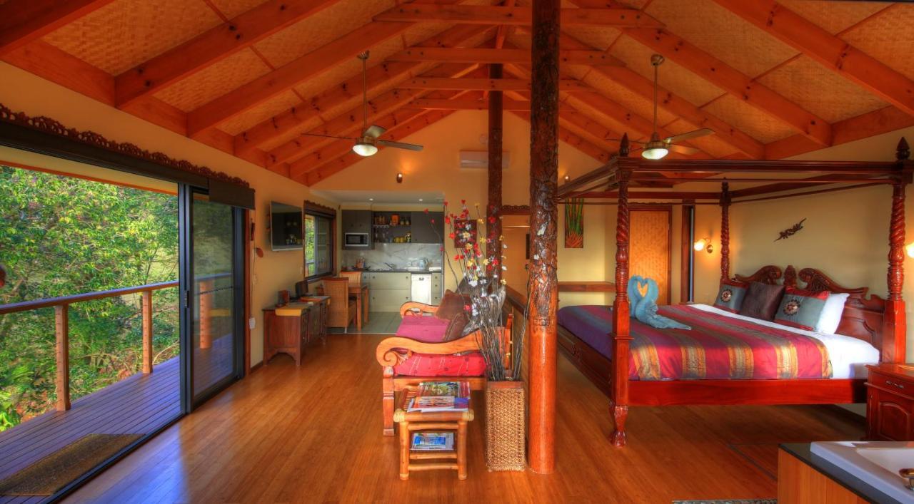 Maleny Tropical Retreat Panzió Kültér fotó