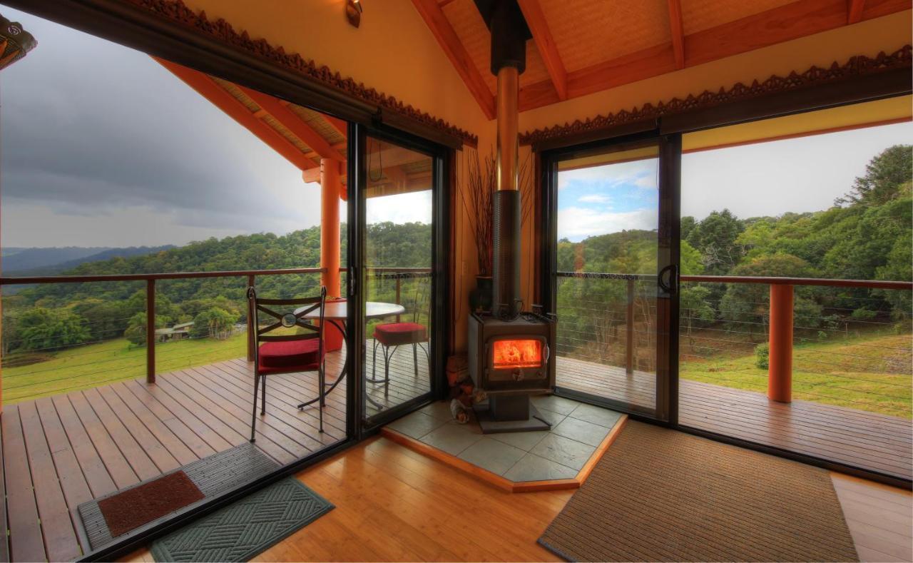 Maleny Tropical Retreat Panzió Kültér fotó